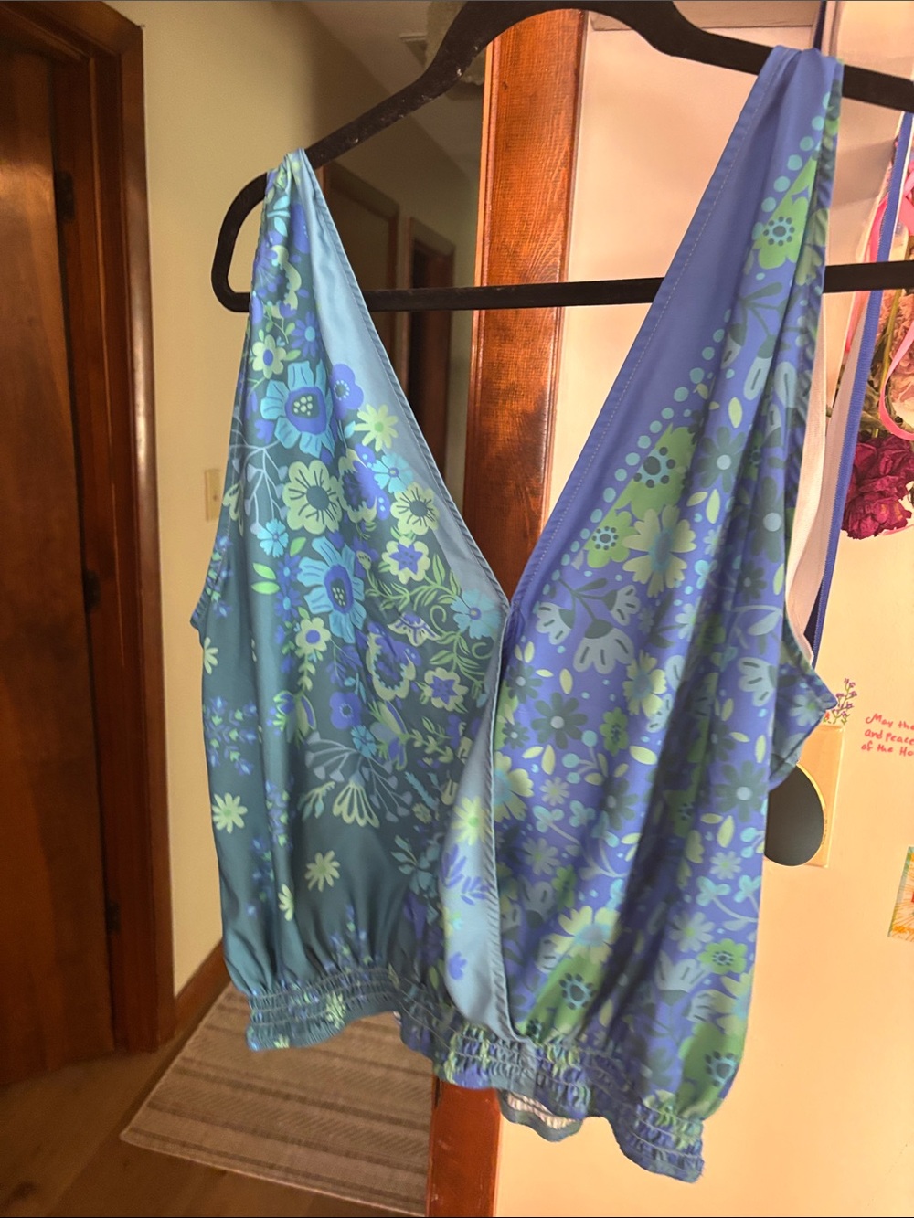 NATURAL LIFE Blue and Green Floral Sleeveless Top - Picture 3 of 3